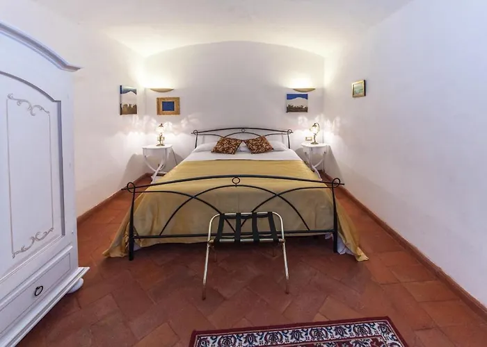 Bed & Breakfast Rifugio Degli Artisti 4*